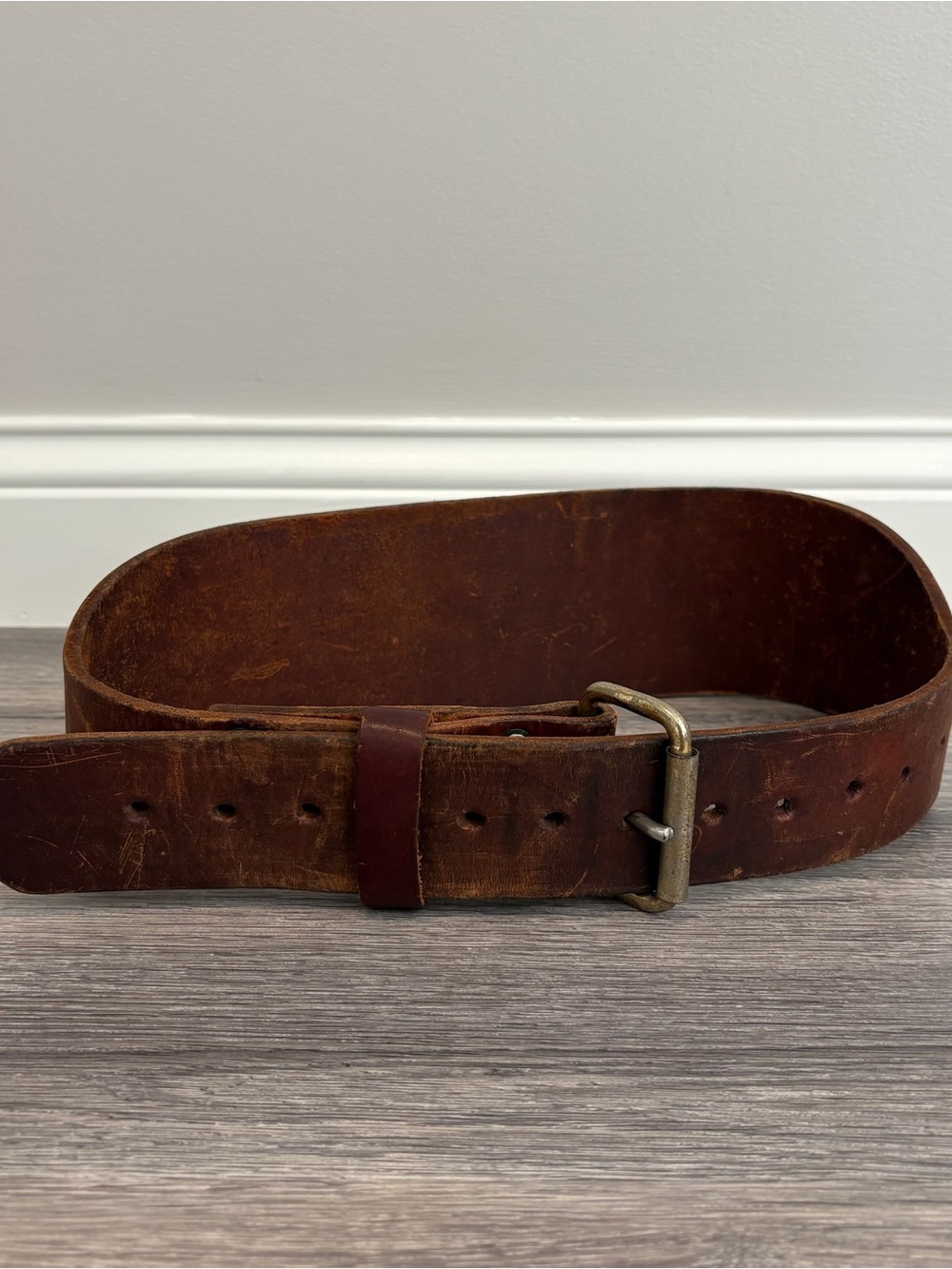 Vintage Thick Brown Leather Weightlifting Powerlifting Belt Brass Buckle